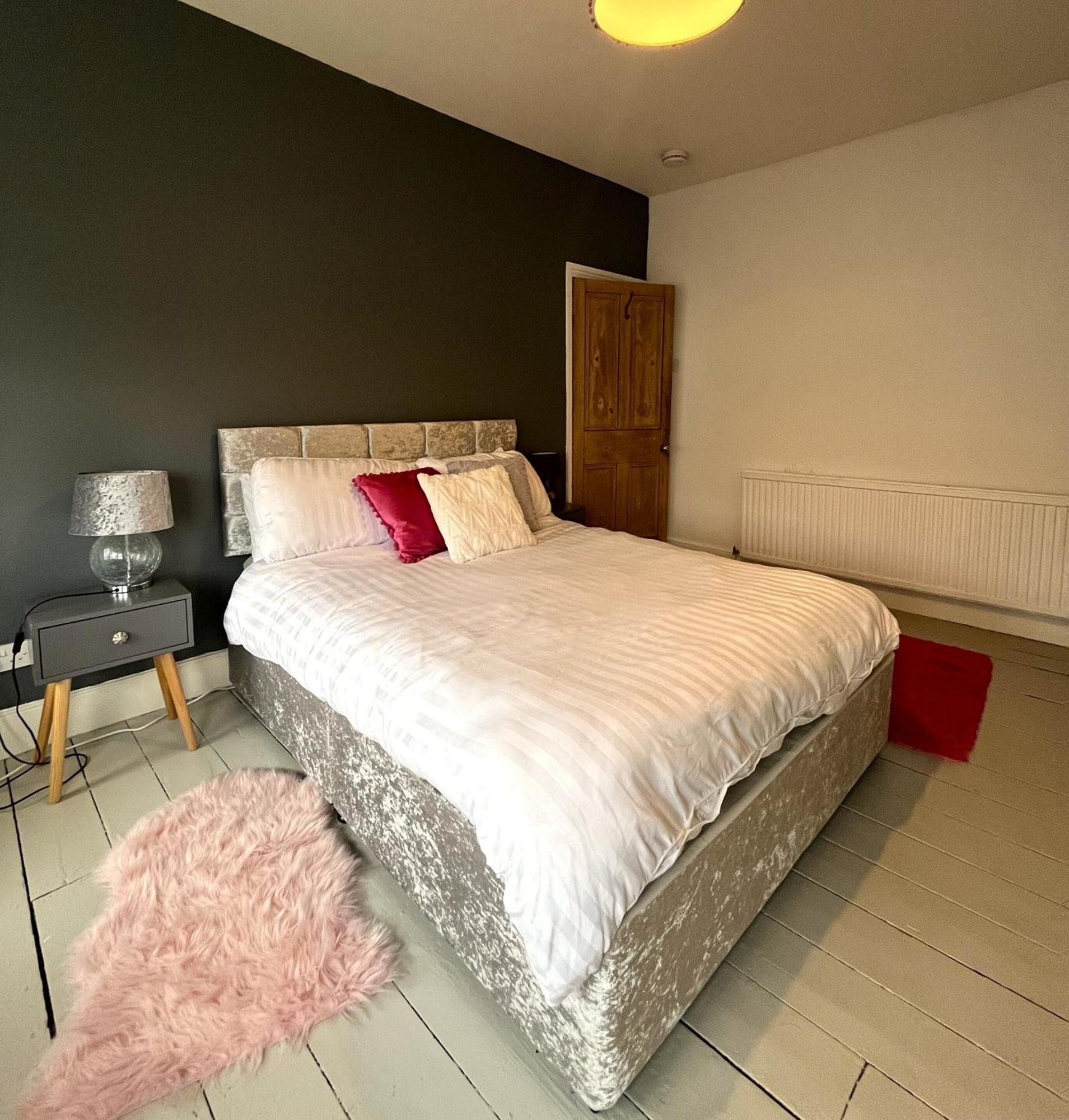 Charming Cottage Retreat With Garden - Sleeps 12 Bristol Exterior foto